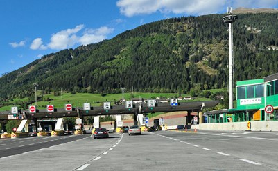 Mautstelle Tauern/Katschberg auf der A 10 Tauern Autobahn